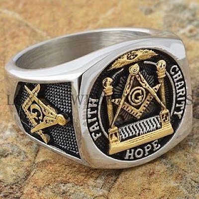 Bague pour avoir de l'argent et la chance financière